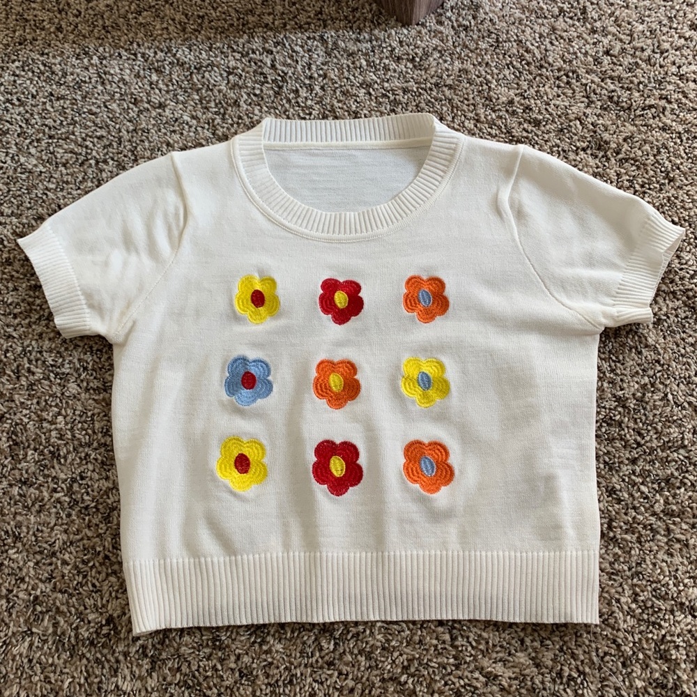 Flower Crop Knit Top